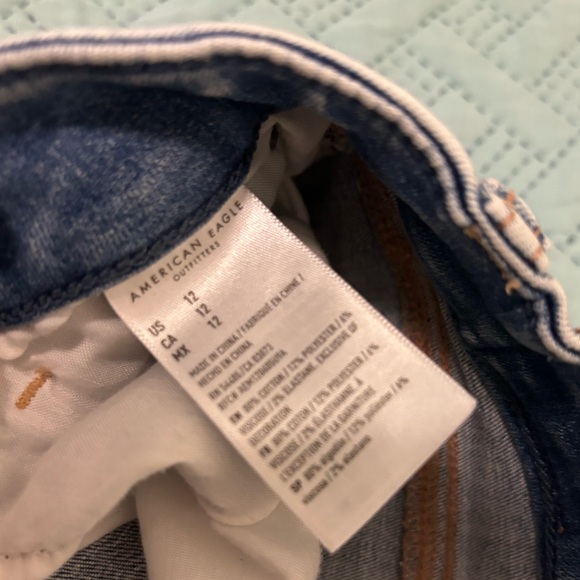 American Eagle Stretch Jean Shorts - Picture 4 of 4